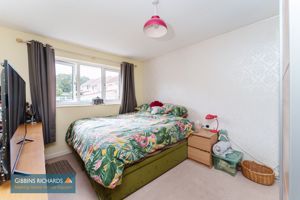 Bedroom- click for photo gallery